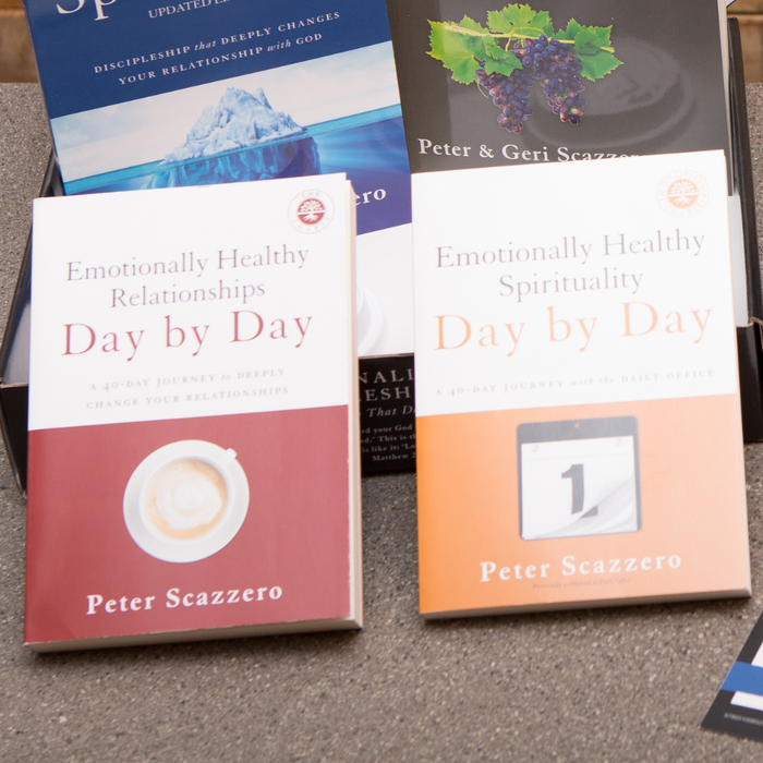 Emotionally Healthy Spirituality Day by Day: A 40-Day Journey with the Daily Office
