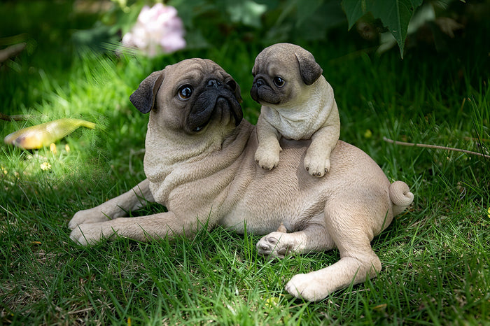 MOTHER & BABY PUGS™ – HEARTWARMING PUG FAMILY STATUE – 87638-F